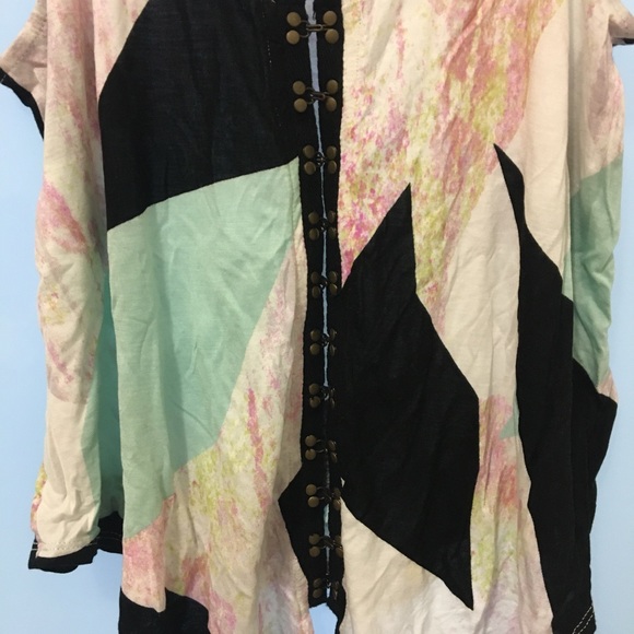 Urban Outfitters Silence + Noise Top - Picture 3 of 3